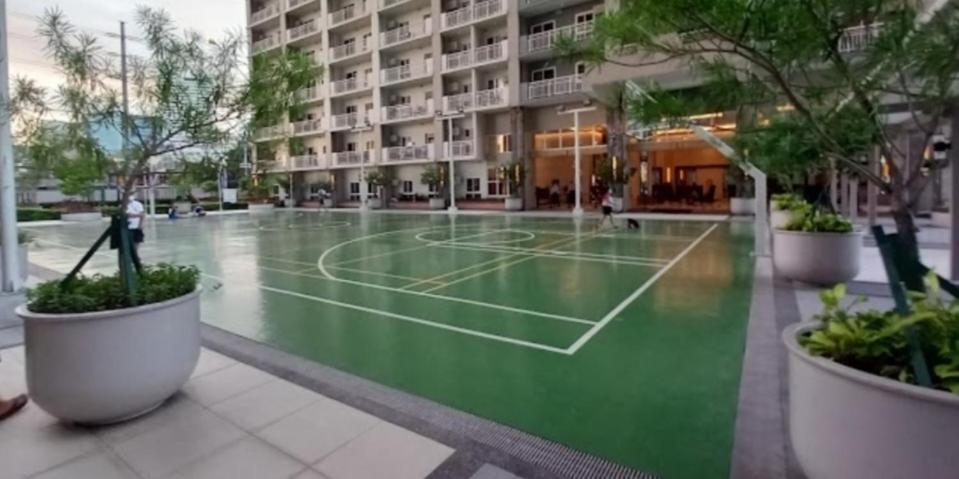 1 Cozy Bedroom In Lumiere Residences Pasig City Buitenkant foto